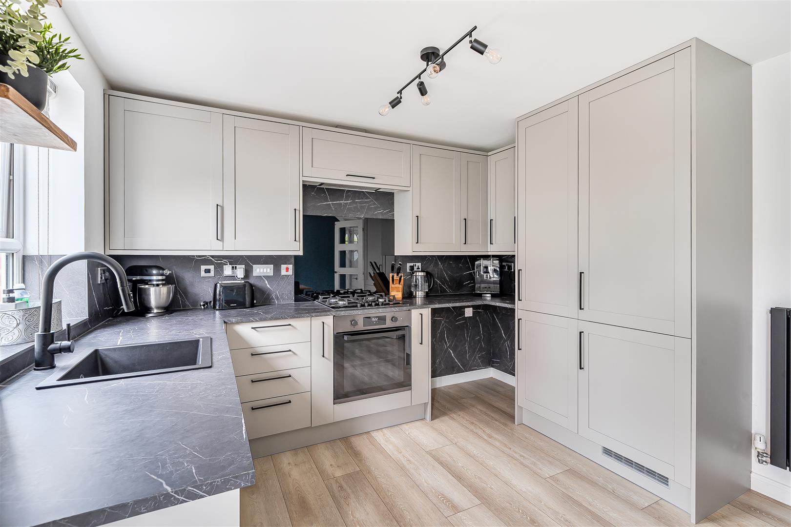 Heol Pentre Bach, Gorseinon, Swansea, SA4 4AU